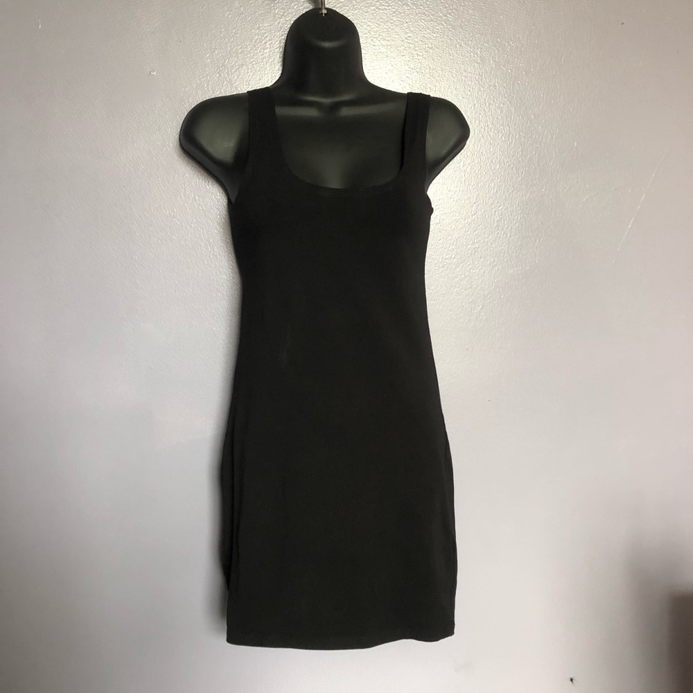 Divided by h$m plain black dress size 4